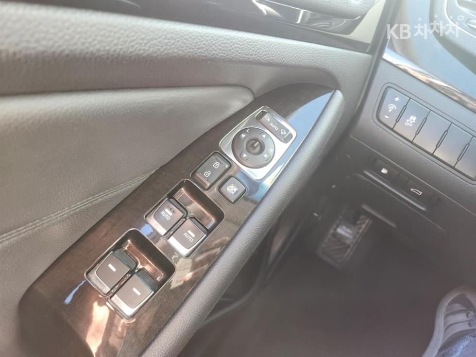 2013 - kia k7