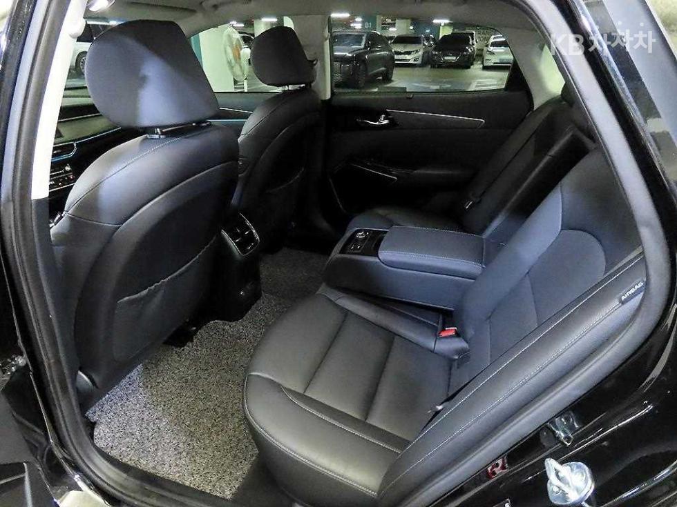 2020 - kia k7