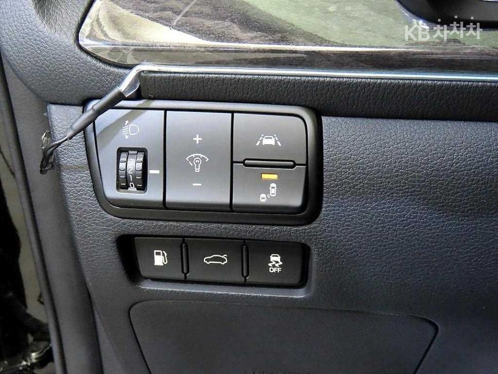 2020 - kia k7