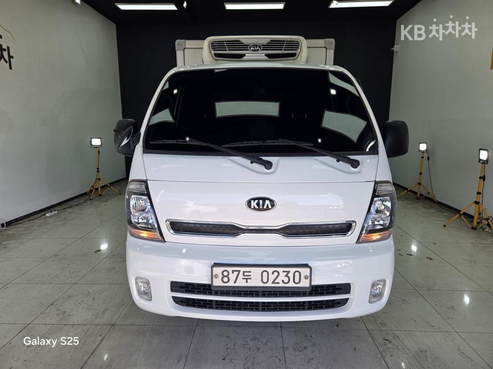 2020 - kia bongo iii