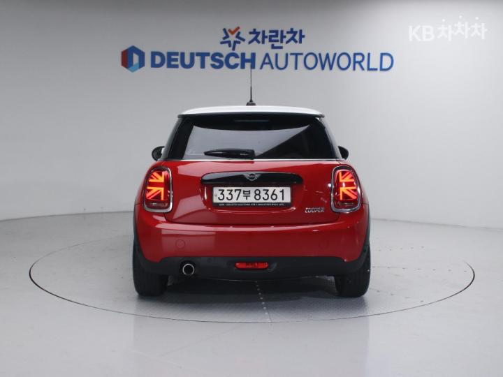 Mini Cooper 3 Duo 1.5 High Trim 5