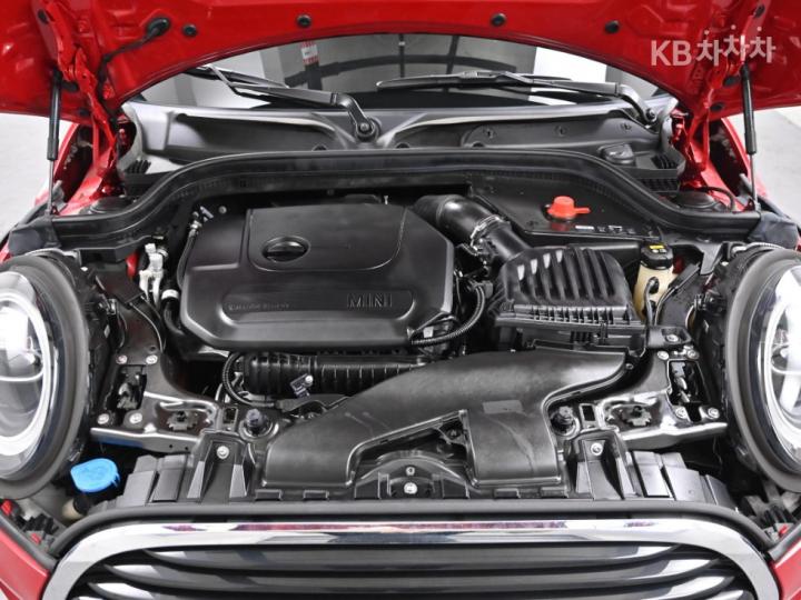 Mini Cooper 3 Duo 1.5 High Trim 7