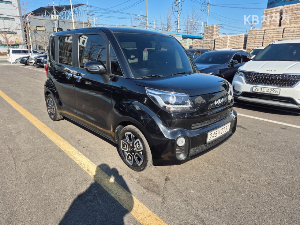 2022 - kia ray