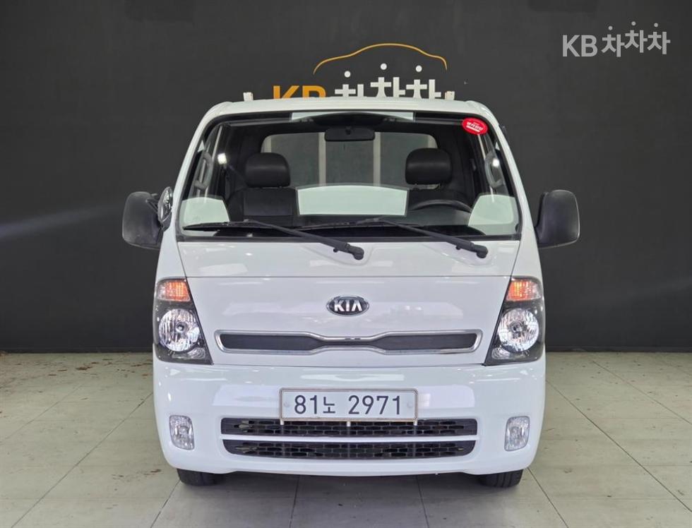 2013 - kia bongo iii