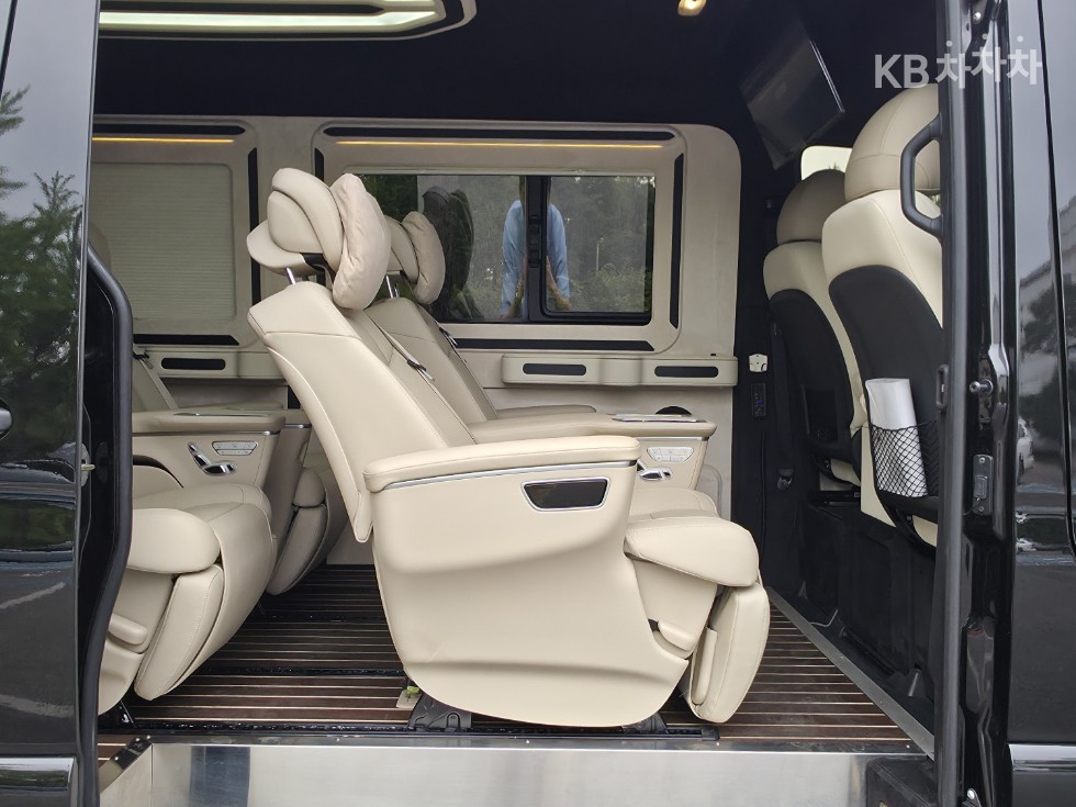 Mercedes-Benz Sprinter — miniaturë 8
