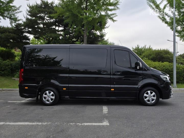 Mercedes-Benz Sprinter — miniaturë 3