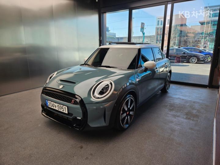 Mini Cooper 5 Duo S 2.0 Resolute Edition 3