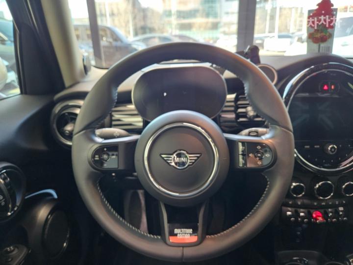 Mini Cooper 5 Duo S 2.0 Resolute Edition 10