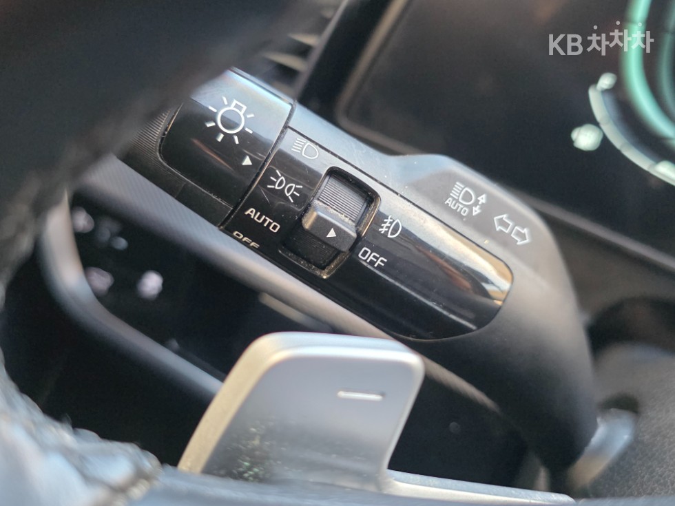2023 - kia sportage