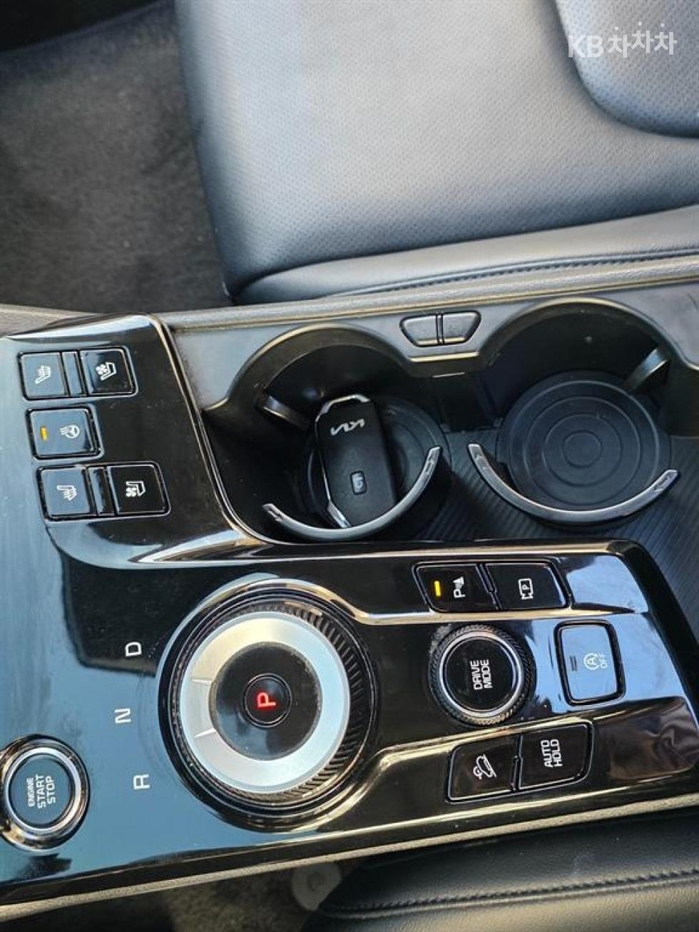 2023 - kia sportage