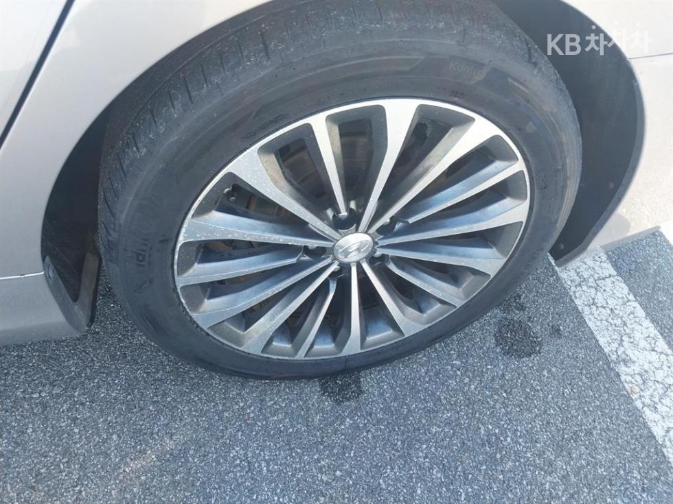 Hyundai Grandeur — miniaturë 6
