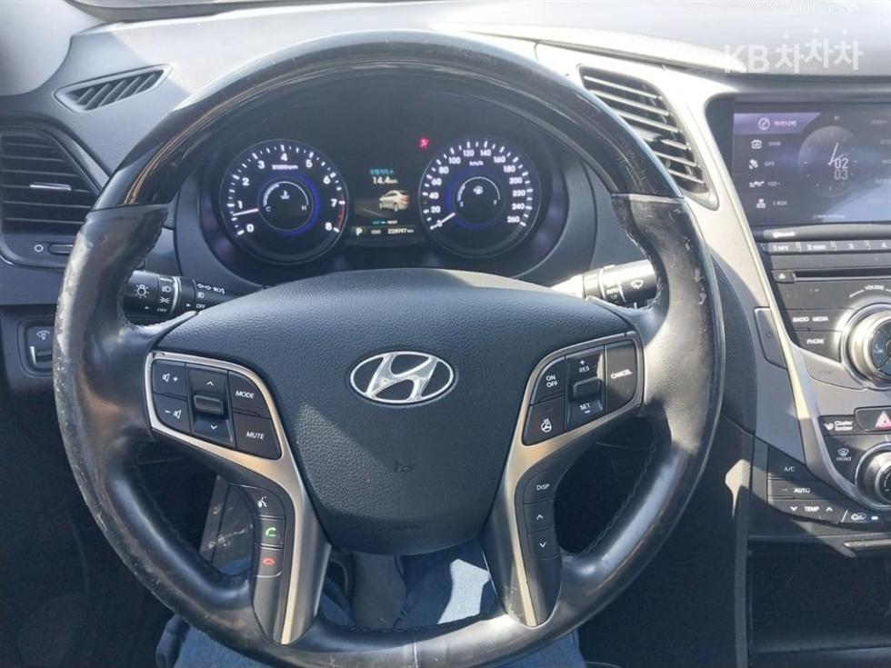 Hyundai Grandeur — miniaturë 16