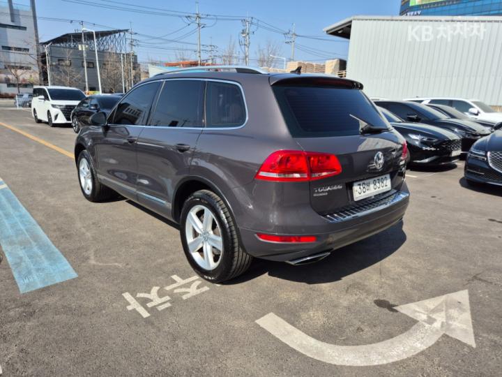Volkswagen Touareg New 3.0 TDI V6 BlueMotion 7P5 5