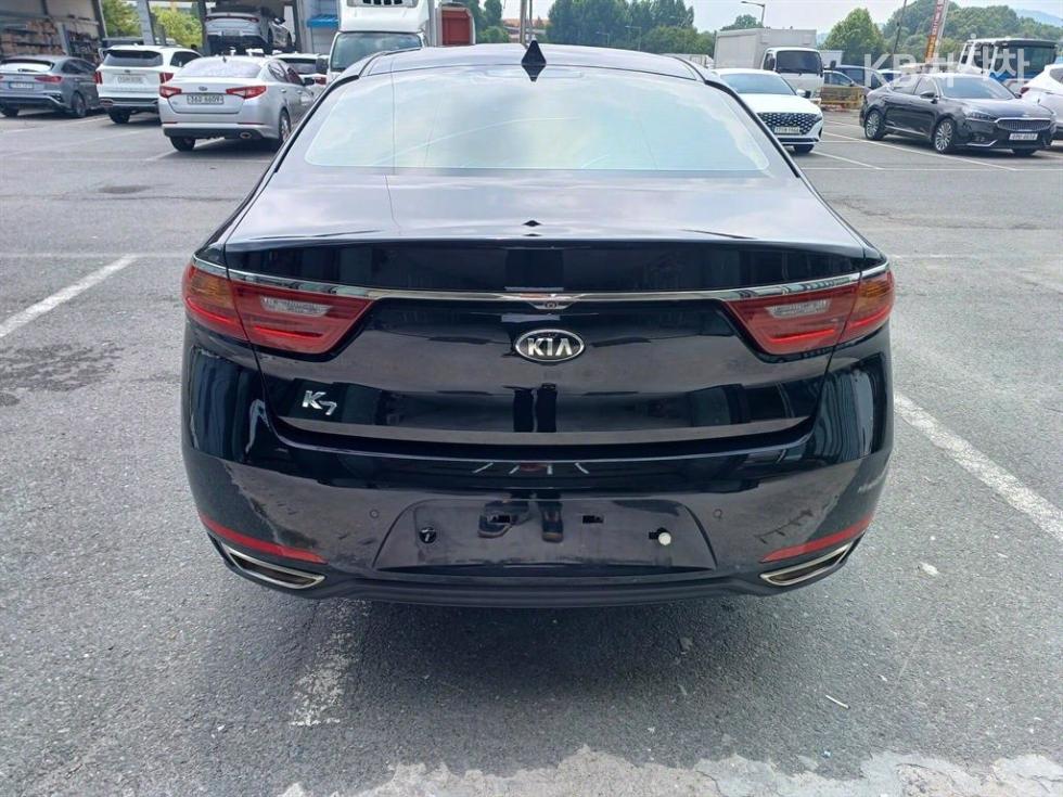 2017 - kia k7