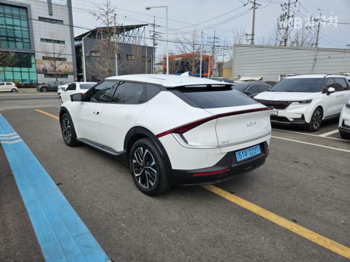 Kia EV6 Long Range 4WD Air 5