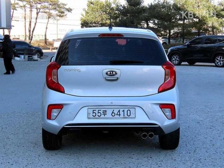 Kia Morning JA Prestige 5