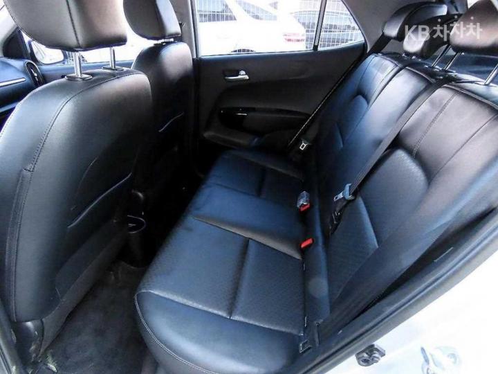 Kia Morning JA Prestige 7