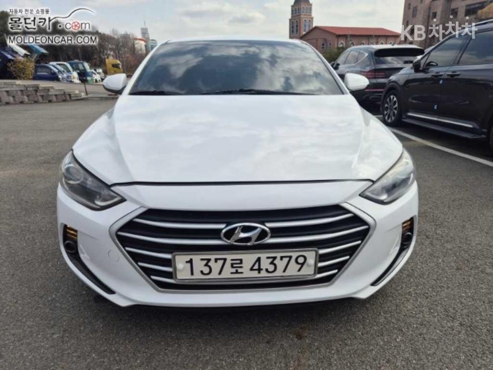 Hyundai Avante 1.6 LPi 렌터카 스타일 — foto 1