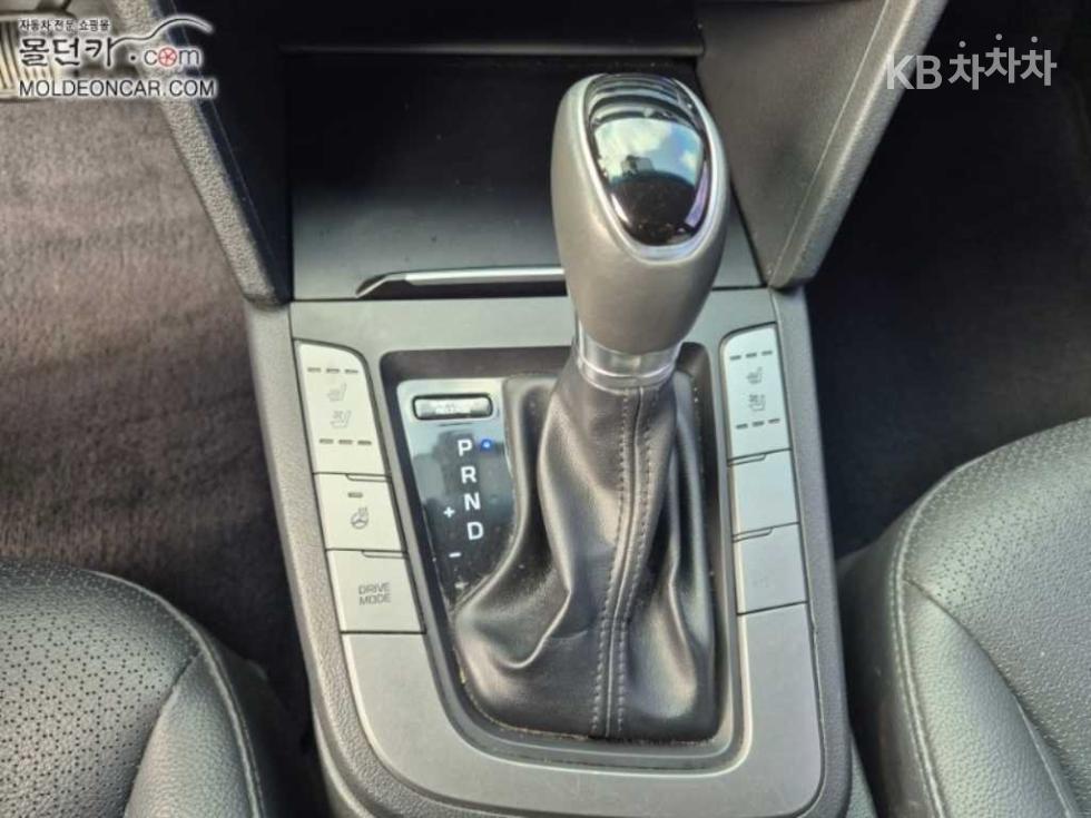 Hyundai Avante — miniaturë 14