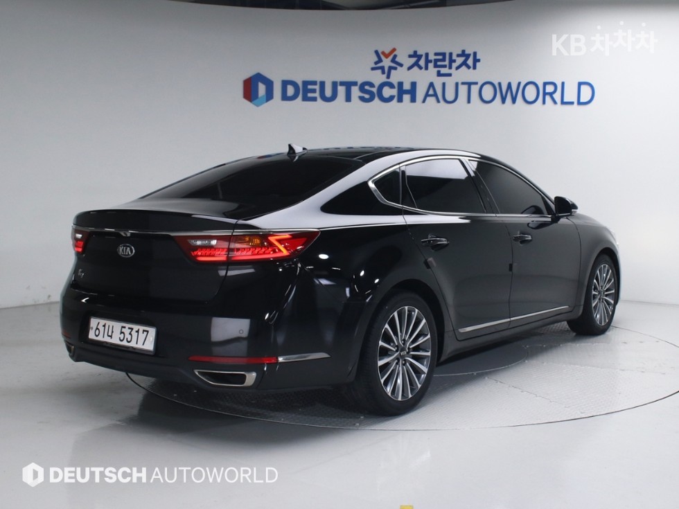 2018 - kia k7