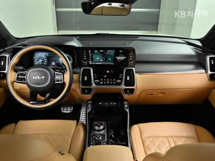 Kia Sorento Hybrid 1.6 HEV 4WD Signature 8