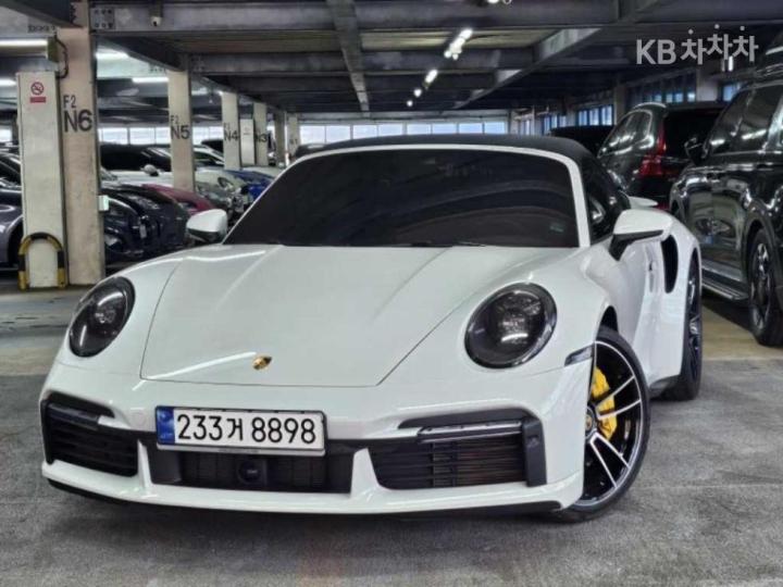 Porsche 911 Turbo S Cabriolet — foto 1