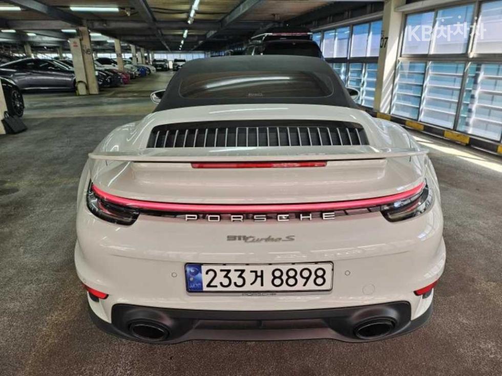 Porsche 911 — miniaturë 3