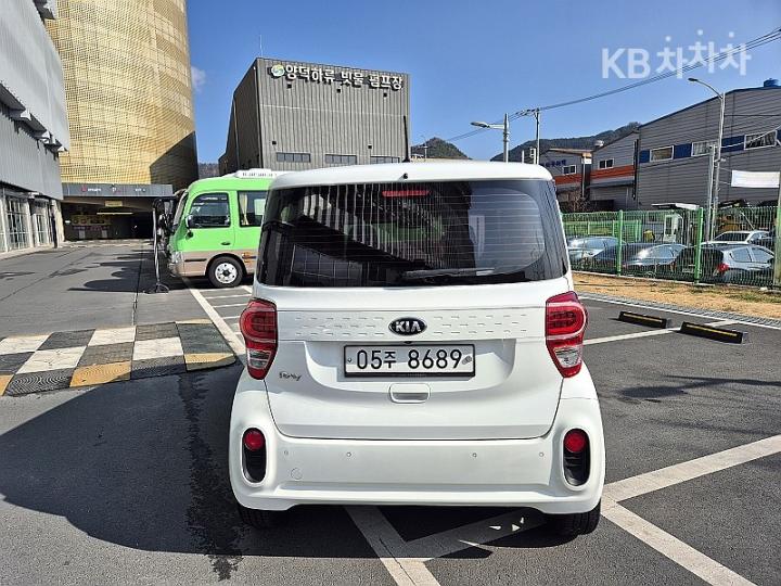 Kia Ray 1.0 LPI Prestige 5