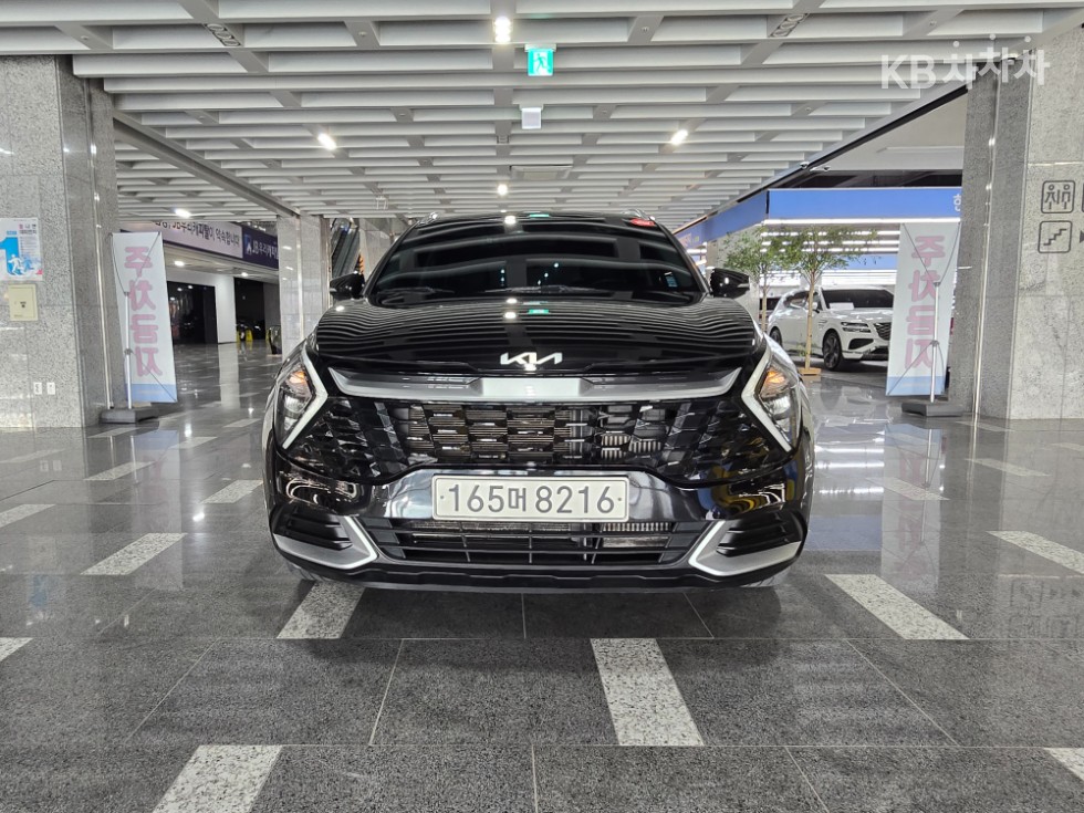 2022 - kia sportage