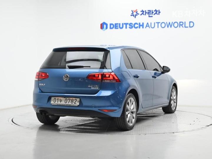 Volkswagen Golf 2.0 TDI MK7 3