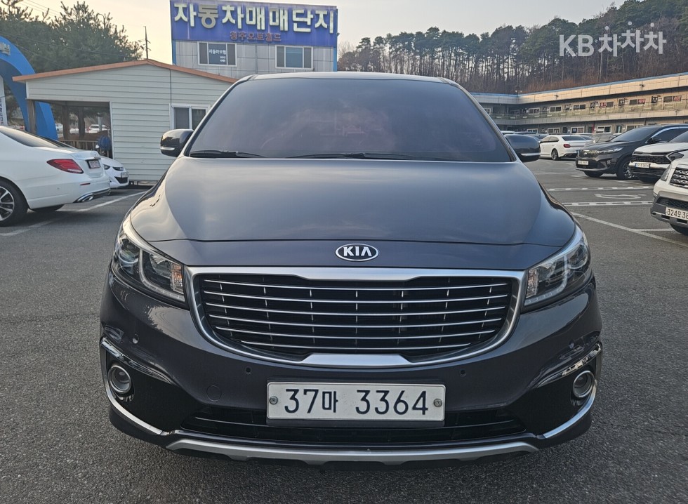 2016 - kia carnival