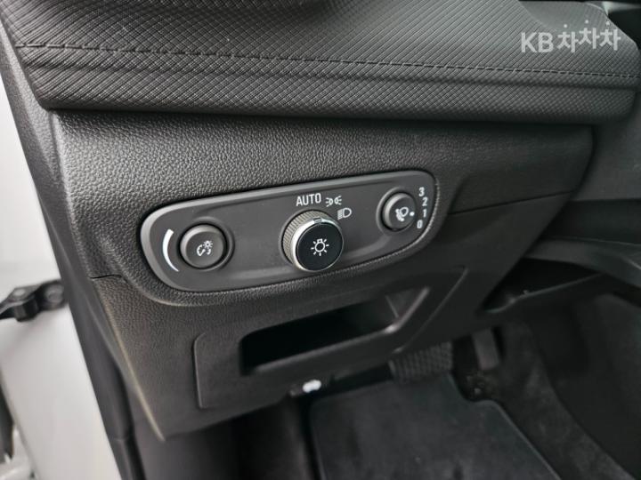 Chevrolet Trailblazer 1.35 Gasoline Turbo 2WD Premier 10