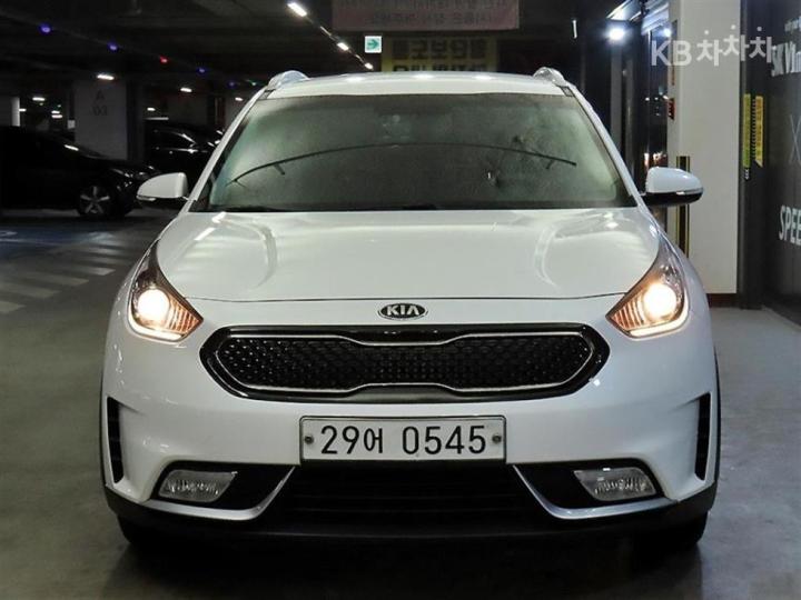 Kia Niro 1.6 Luxury 3