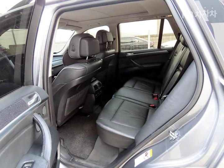 BMW X5 E70 3.0d xDrive E70 2006-2013 7