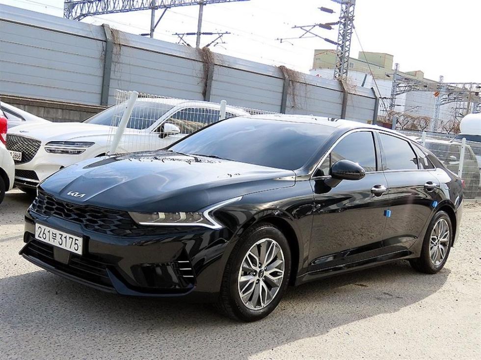 2023 - kia k5