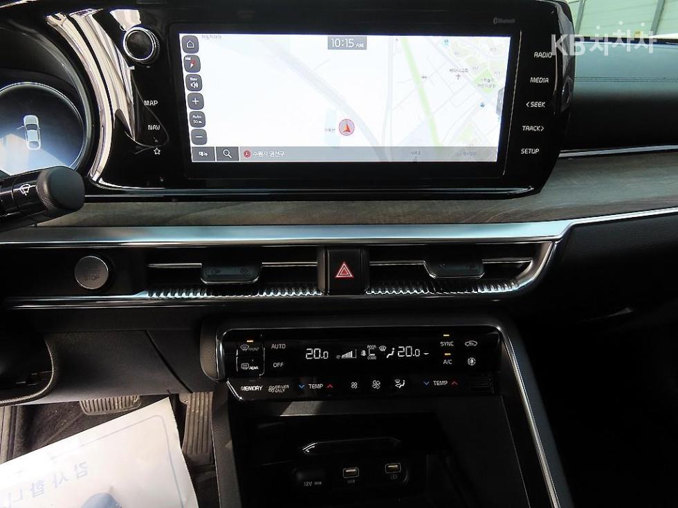 2023 - kia k5