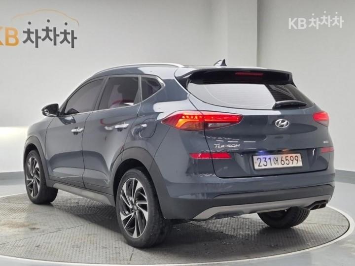 Hyundai Tucson Diesel e-VGT R 1.6 2WD Premium 4