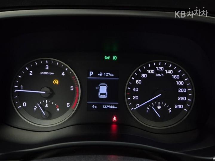 Hyundai Tucson Diesel e-VGT R 1.6 2WD Premium 6