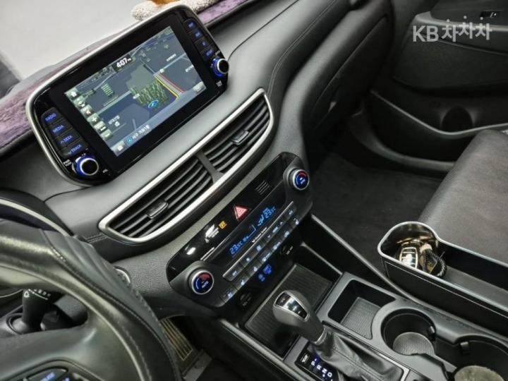 Hyundai Tucson Diesel e-VGT R 1.6 2WD Premium 10