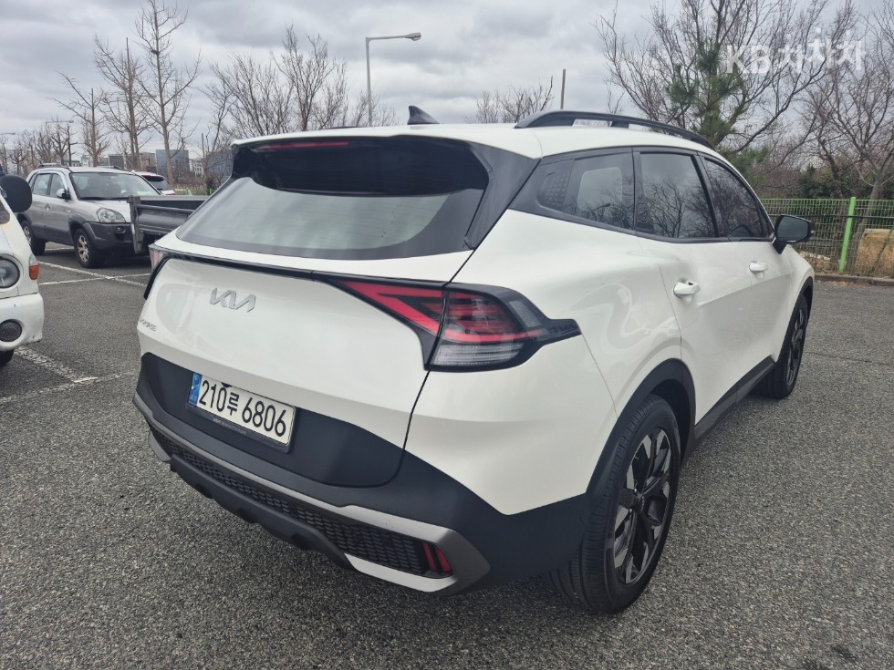 2022 - kia sportage