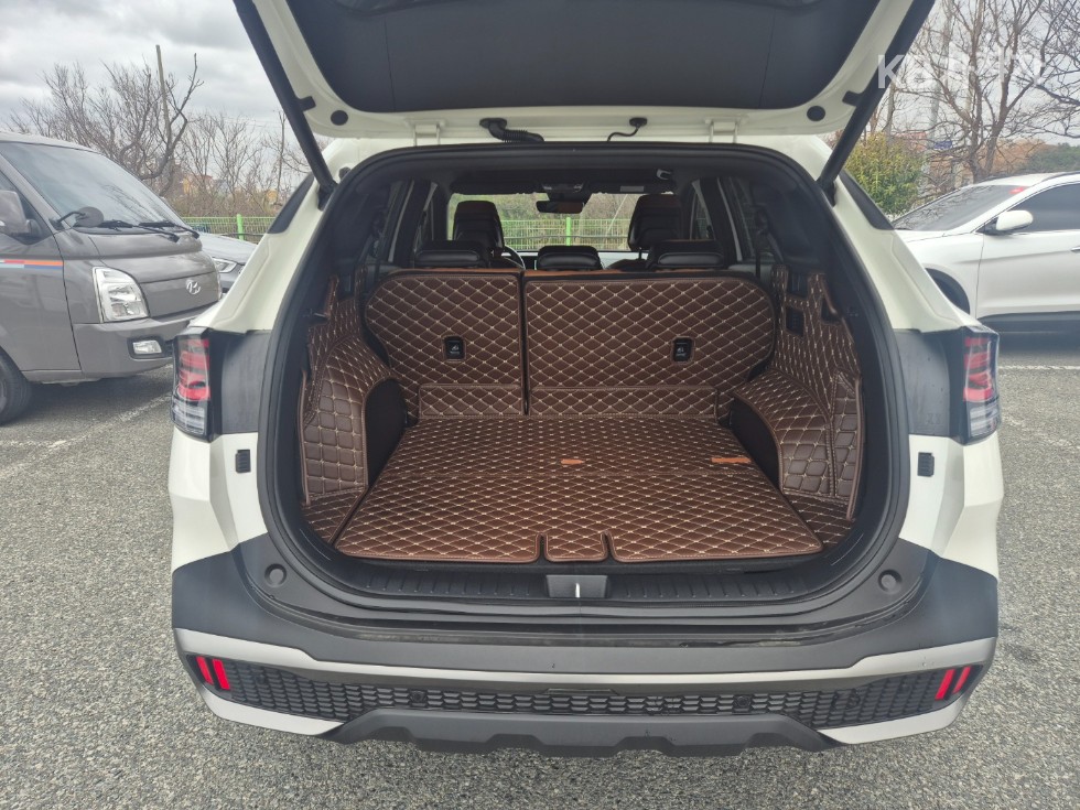 2022 - kia sportage