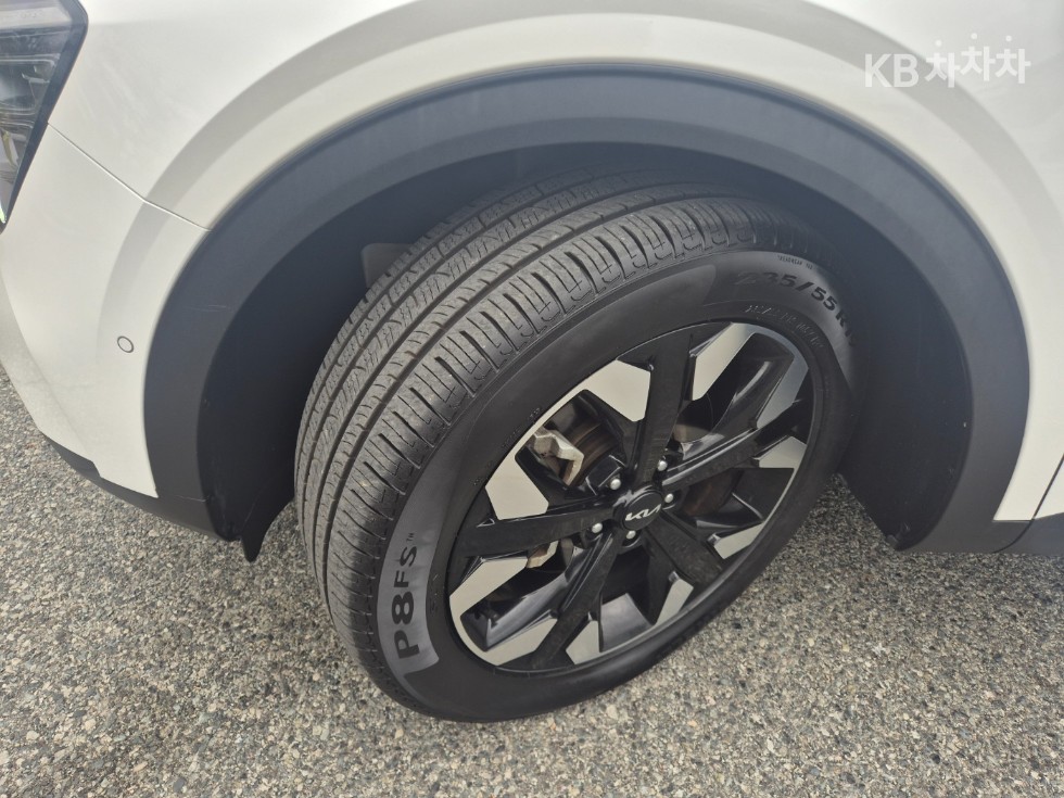 2022 - kia sportage