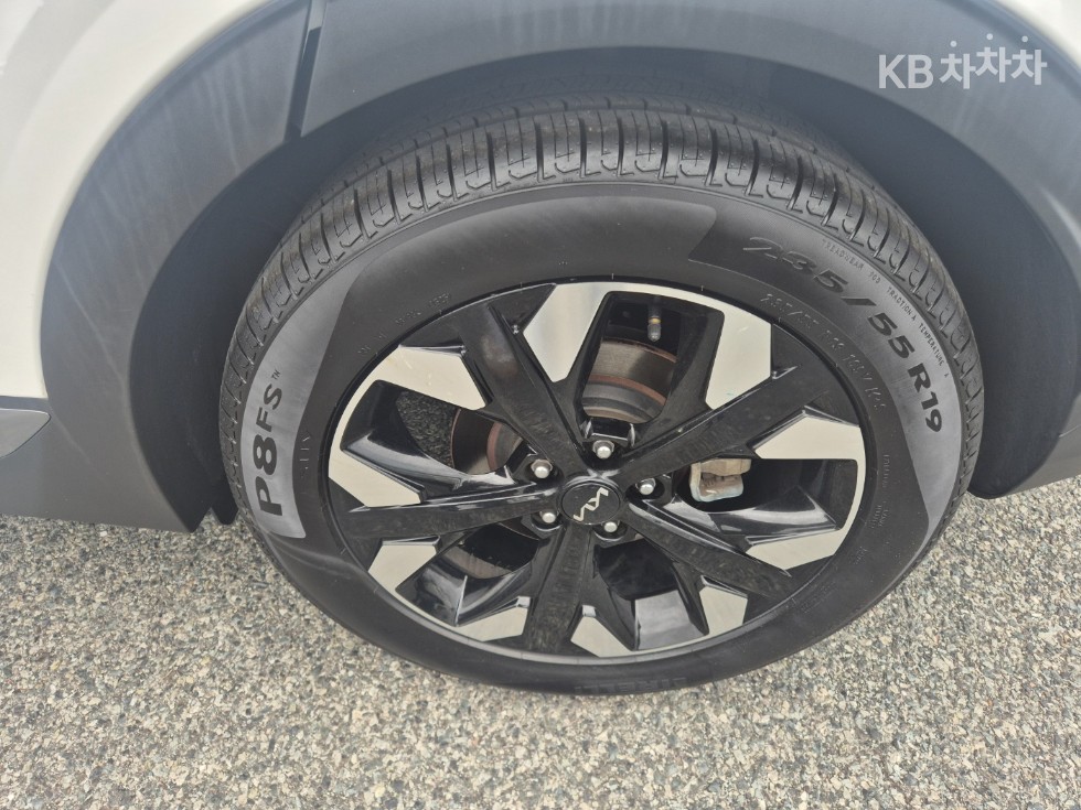 2022 - kia sportage