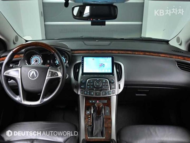 Chevrolet Alpheon EL240 Deluxe 8