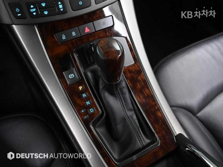 Chevrolet Alpheon EL240 Deluxe 10