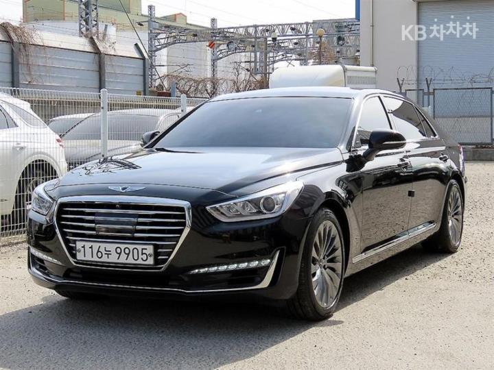 Genesis EQ900 3.8 GDI AWD Premium Luxury 3