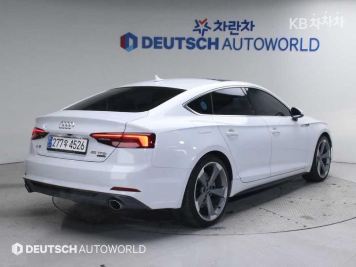 Audi A5 NEW 45 TFSI Quattro Sportback Premium 3