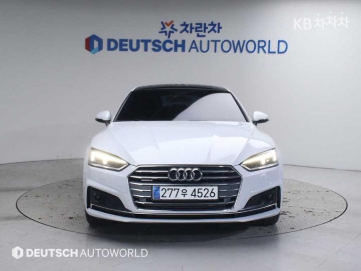 Audi A5 NEW 45 TFSI Quattro Sportback Premium 4