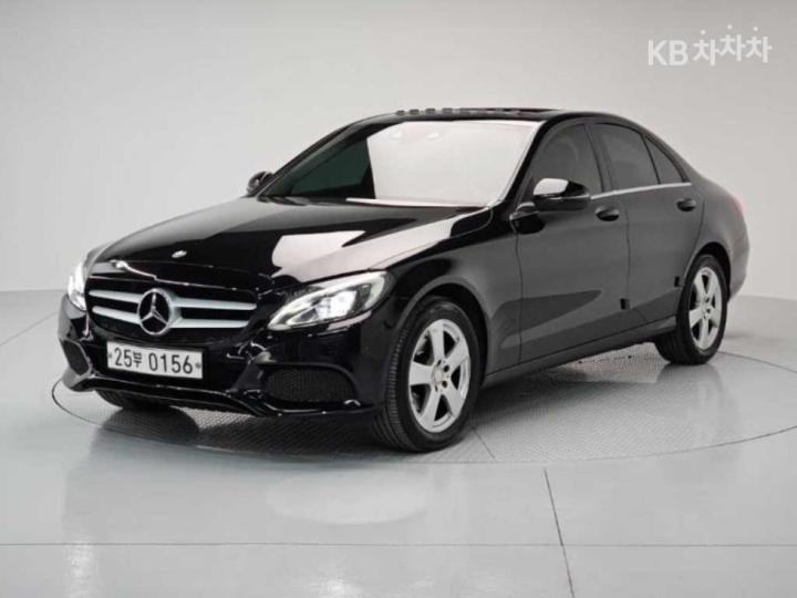Mercedes-Benz C-Class C200 W205 3