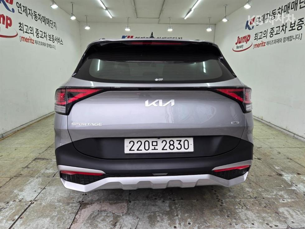 2022 - kia sportage